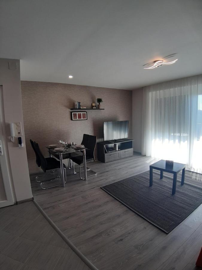 Profi Keco Apartman Балатональмаді Екстер'єр фото