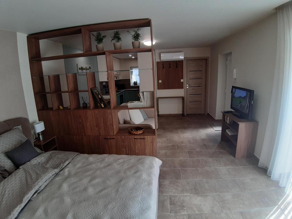 Profi Keco Apartman Балатональмаді Екстер'єр фото